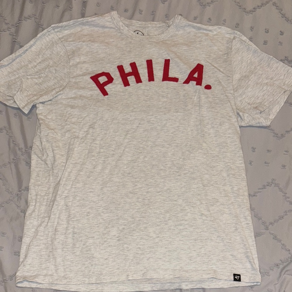 PHILLIES Gray and Red Women’s T-Shirt